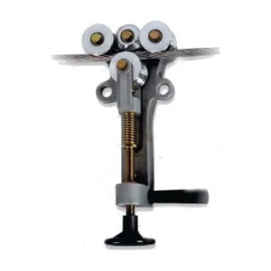 Grampo com Roletes para Aterramento de Condutor